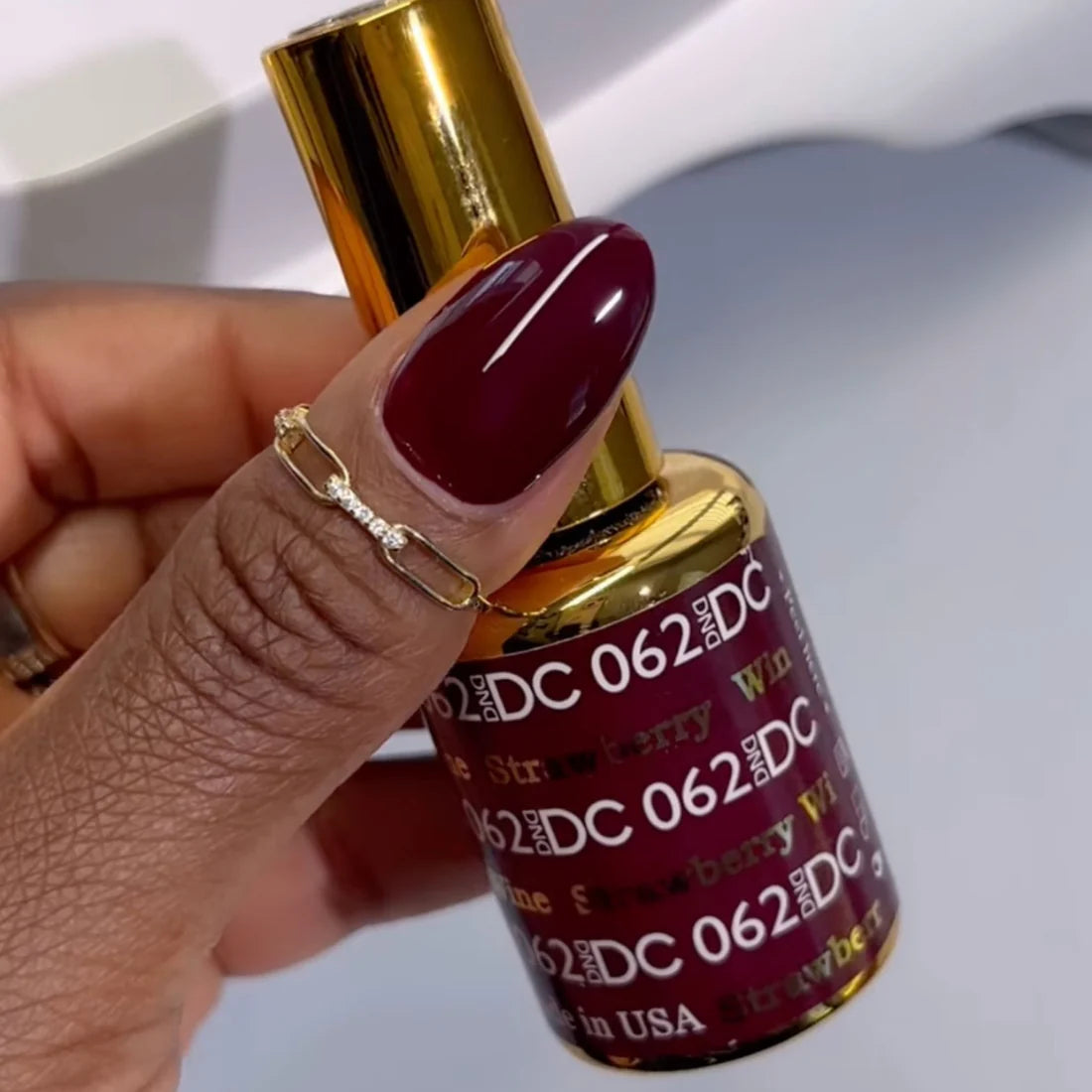 DC Gel Polish #062 | Strawberry Wine