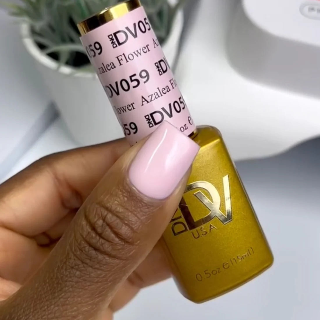 DND Diva Gel Polish #059 | Azalea Flower