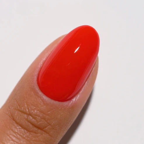 DND Diva Gel Polish #160 | DIVA Red