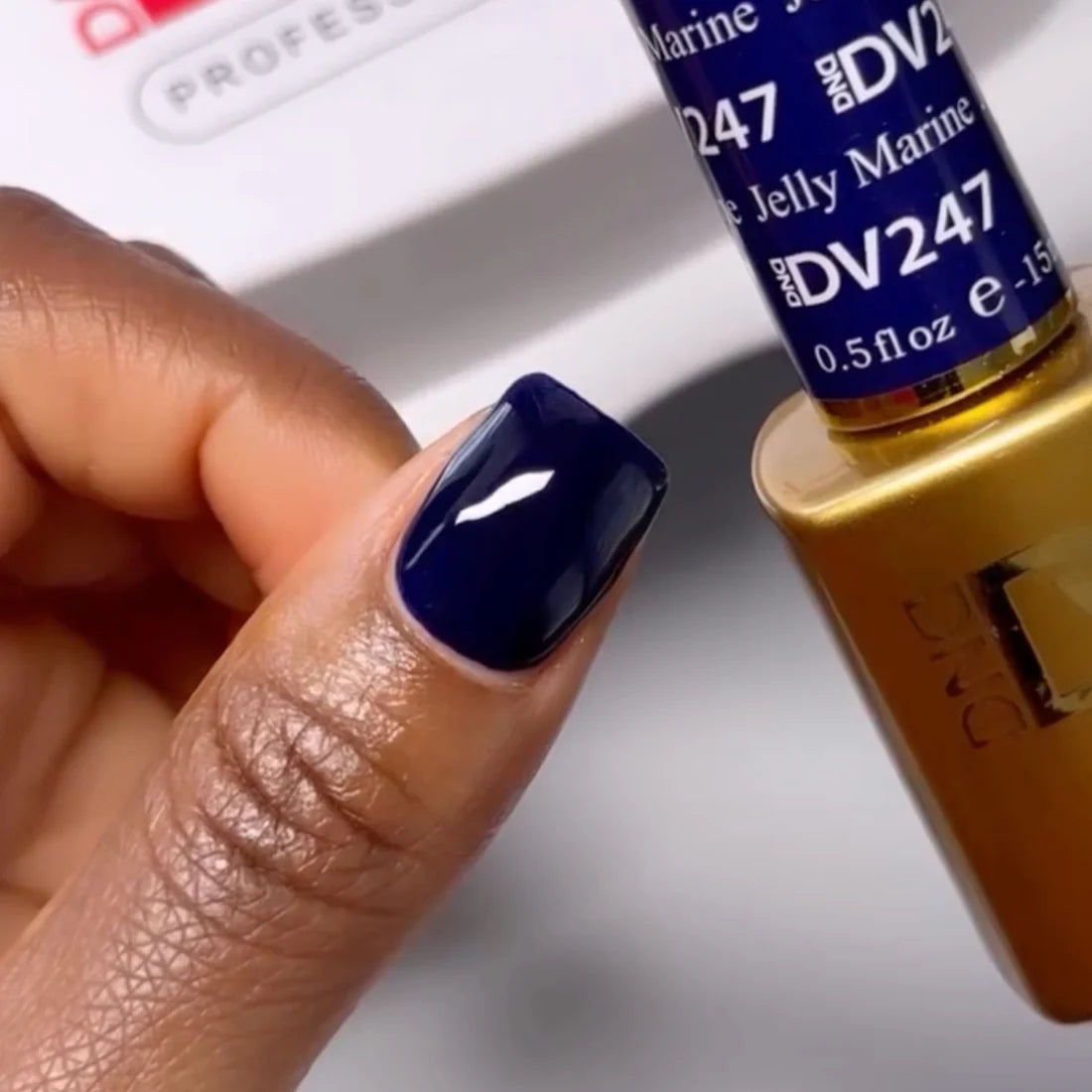 DND Diva Gel Polish #247 | Jelly Marine