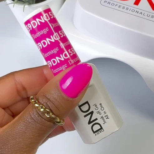 DND Gel Polish #559 | Teenage Dream