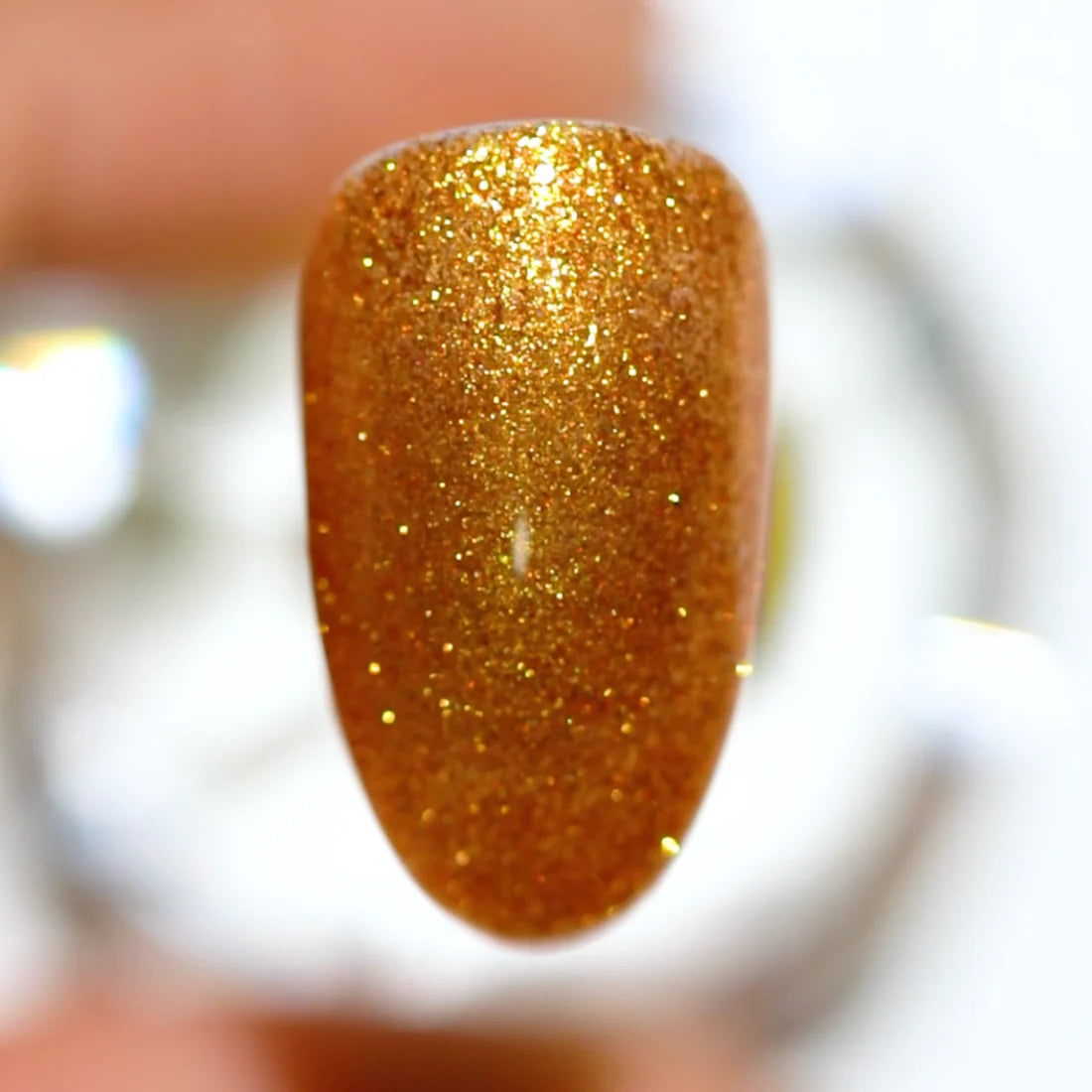 DND Gel Polish #584 | 24 Karat