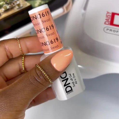 DND Gel Polish #619 | Sweet Apricot