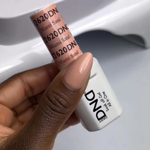 DND Gel Polish #620 | Miami Sand