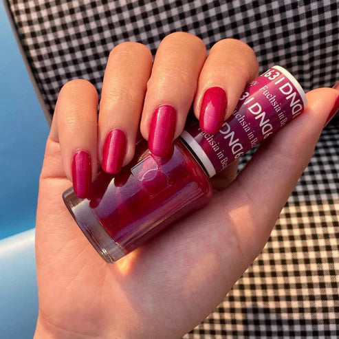 DND Gel Polish #631 | Fuschia in the Beauty