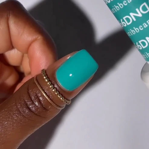 DND Gel Polish #666 | Caribbean Sea