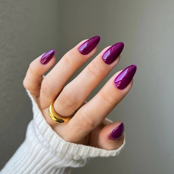 DND Diva Gel Polish #253 | Gothic Grape
