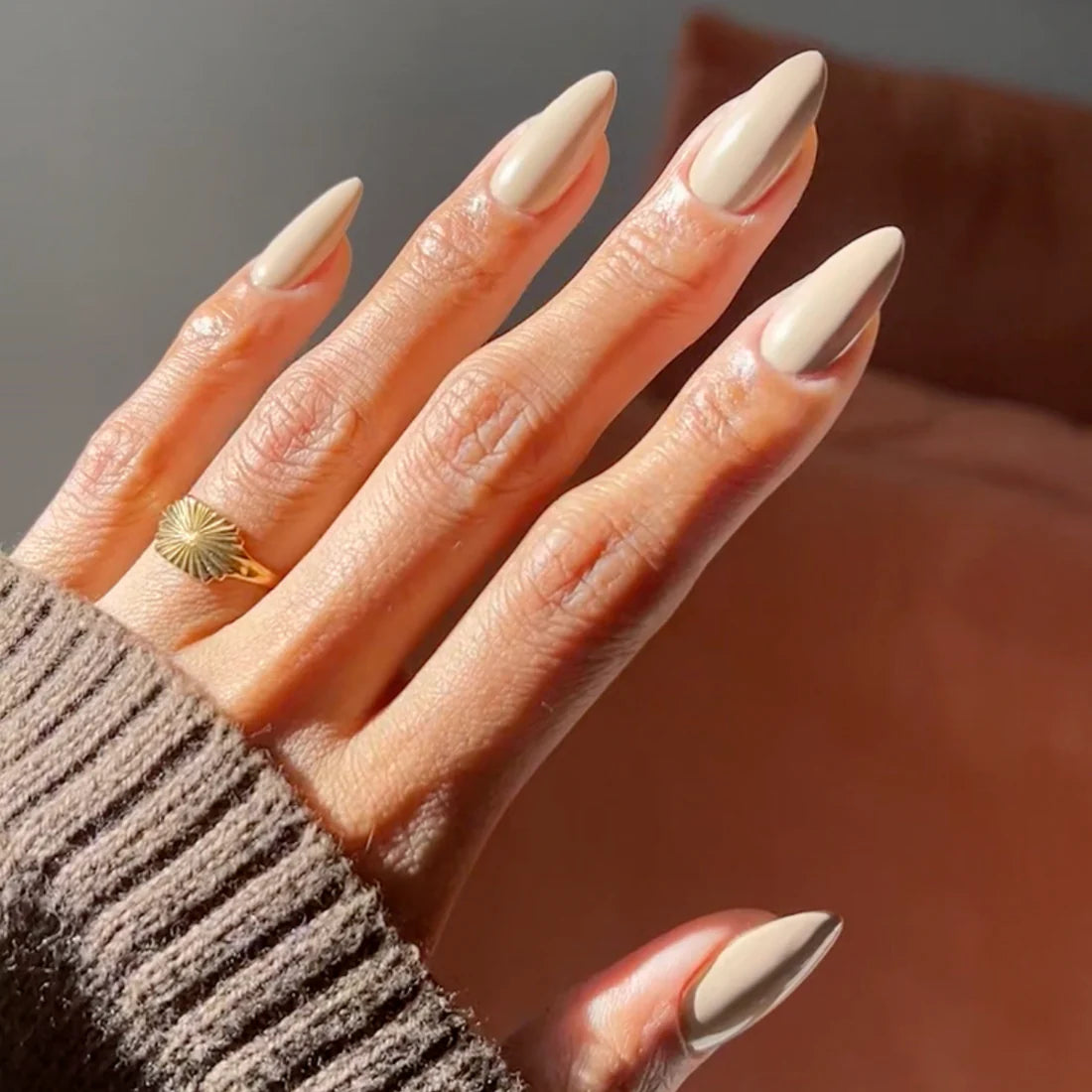 DND Diva Gel Polish #266 | Nude Mocha