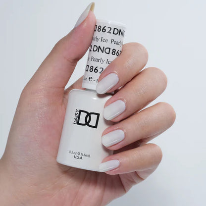 DND Gel Polish #862 | Pearly Ice