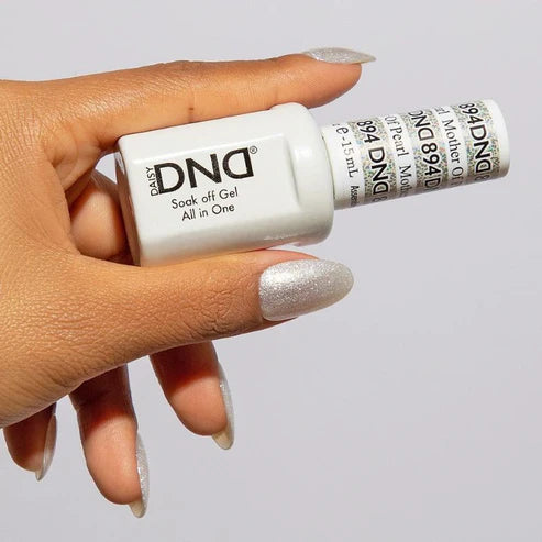 DND Gel Polish #894 | Mother of Pearl