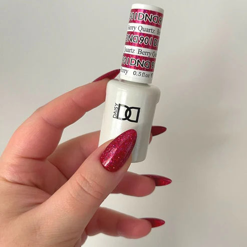 DND Gel Polish #901 | Berry Quartz