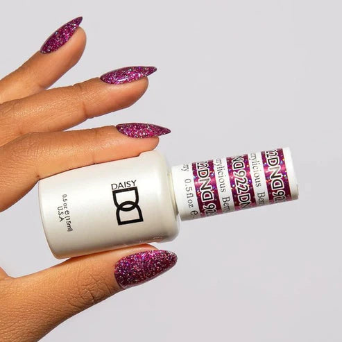 DND Gel Polish #922 | Berrylicious