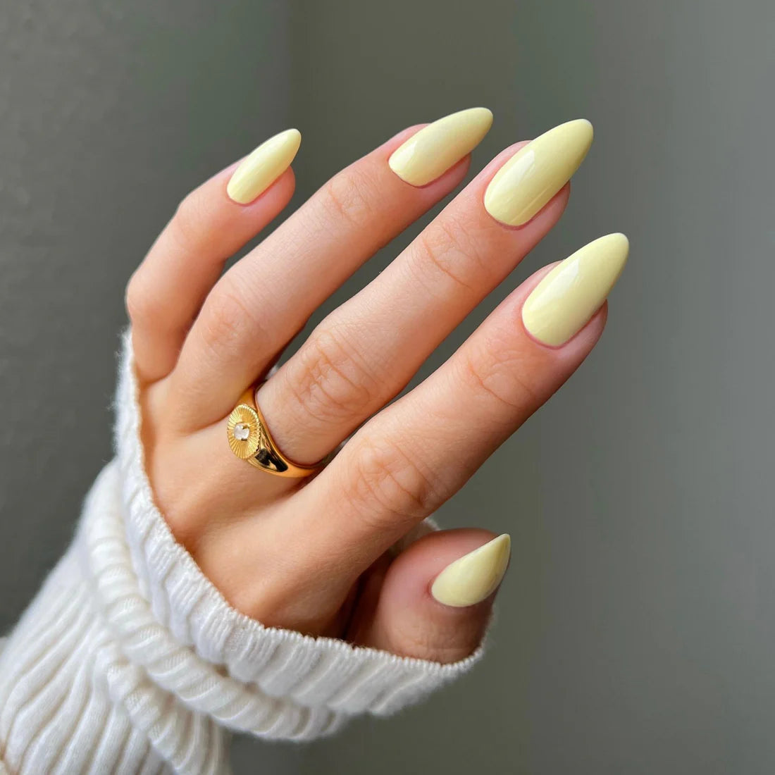 DND Diva Gel Polish #082 | Sunny Delight