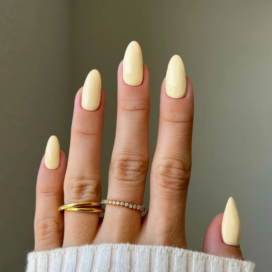 DND Diva Gel Polish #085 | Banana Cream
