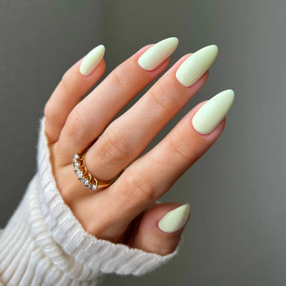 DND Diva Gel Polish #105 | Pastel Pear