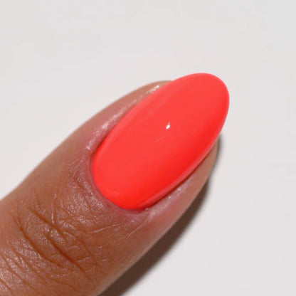 DND Gel Polish #811 | Guava