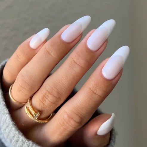 DND Gel Polish #862 | Pearly Ice