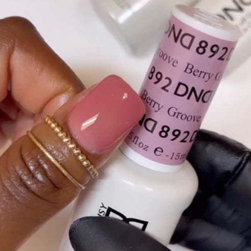 DND Gel Polish #892 | Berry Groove