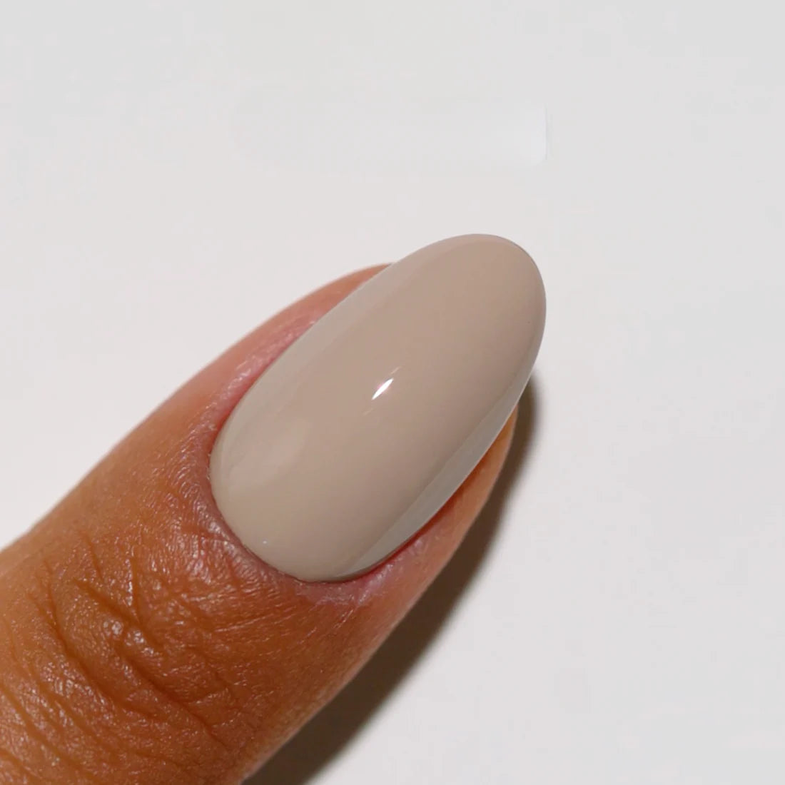 DND Gel Polish #983 | Slinky Taupe