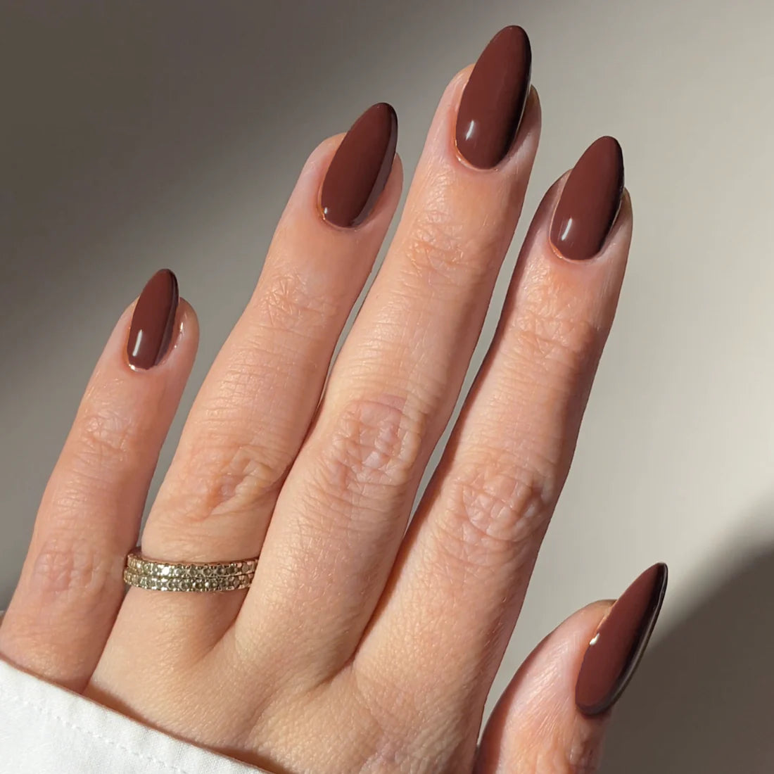 DND Diva Gel Polish #270 | Triple Espresso