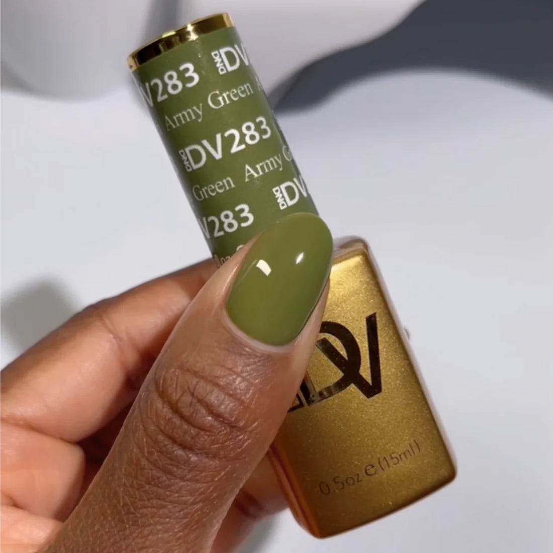 DND Diva Gel Polish #283 | Army Green