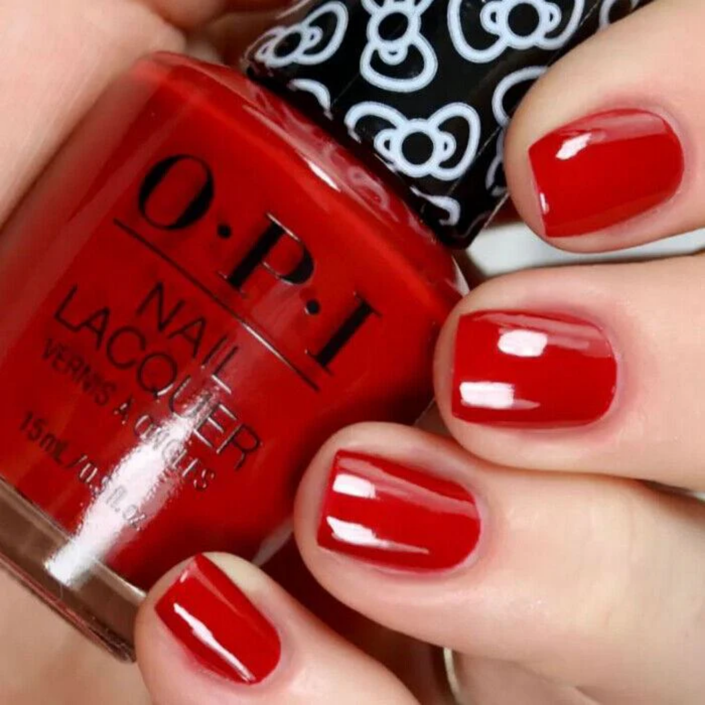 HR L05 | A Kiss On The Chic (OPI Clearance)